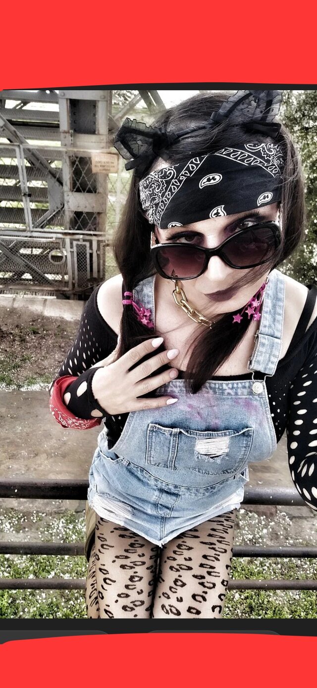 HARDCORELLA69