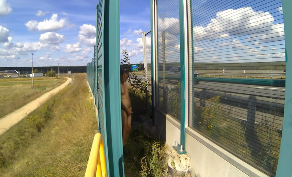 MIERZĘCICE - przy drodze S1 20260919_1219.mp4_snapshot_03.08_[2 - Krzysztof_cfnm