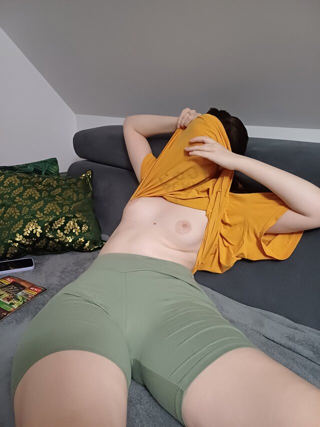 CuckoldNylon2