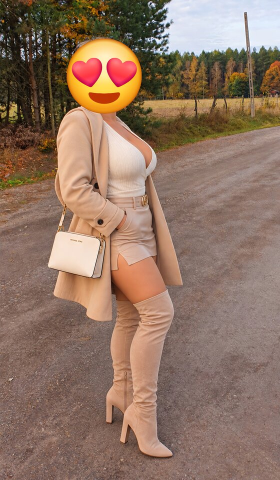 1000135443.jpg - Milfmom4