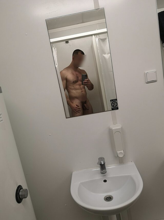 Charlie01