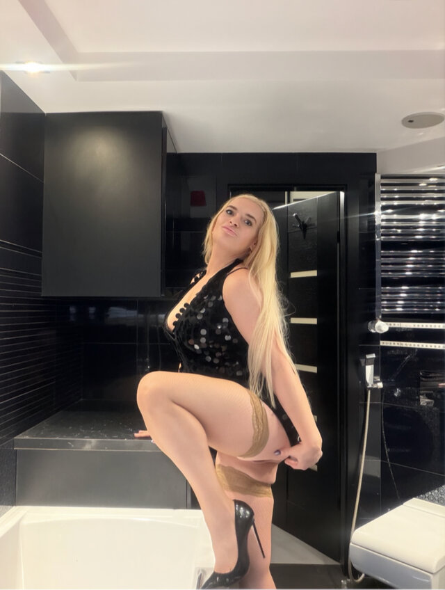 PatrycjaDevilleAdamLuxury