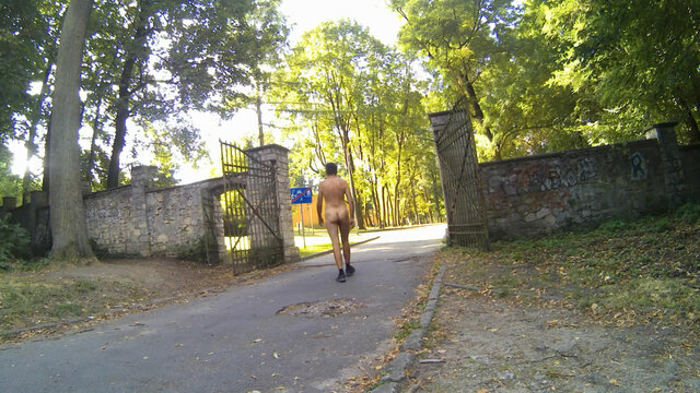 Krzysztof_cfnm