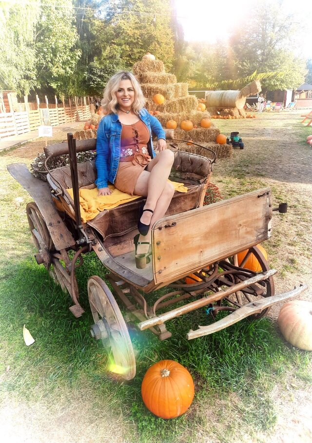 LadyLaura44
