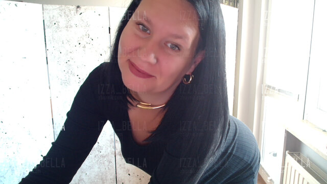 Izza_bella