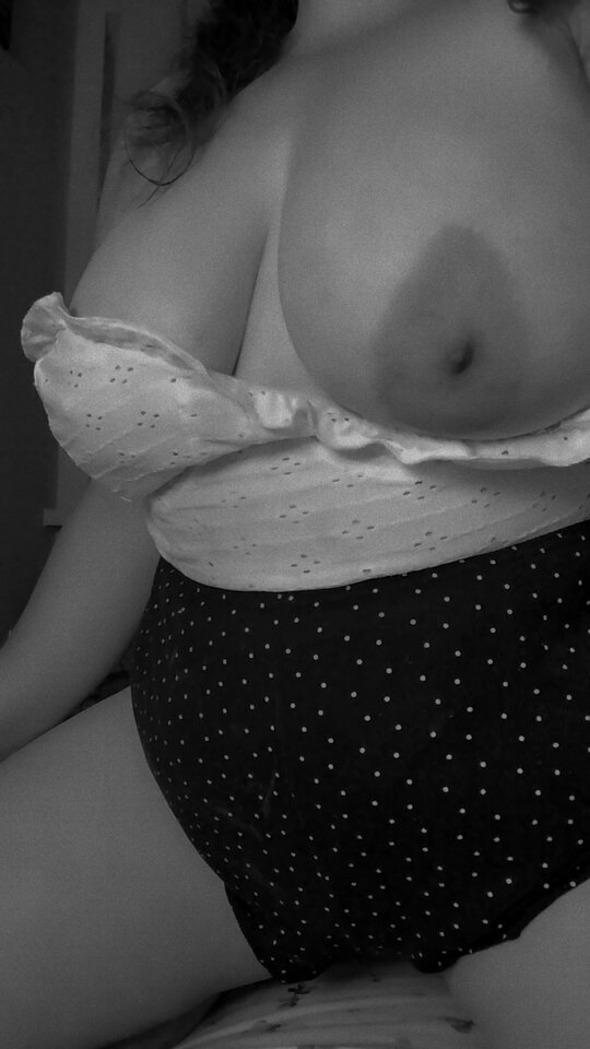 Snapchat-1635636144.jpg - Mamitka34