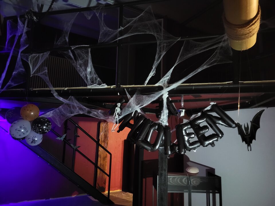 Smaczek z wystroju na jutrzejszą imprezę - Bizarreplaynight