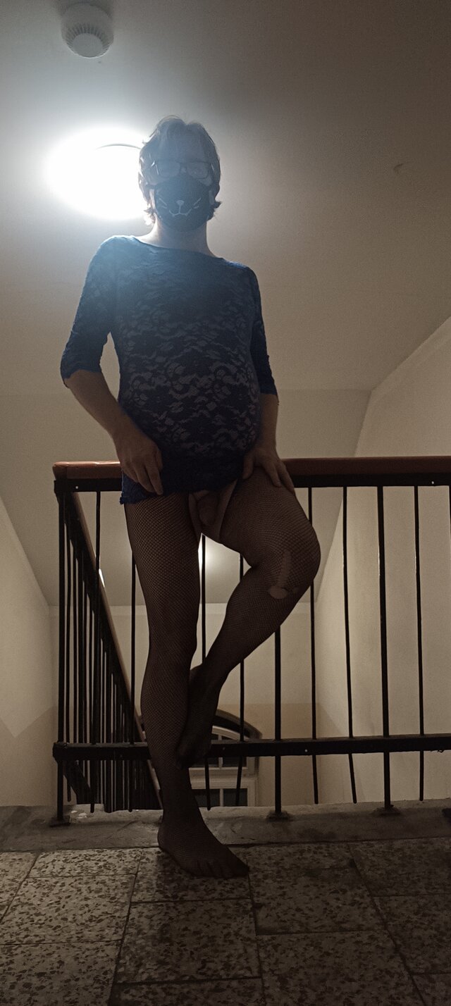 19_Niki_79